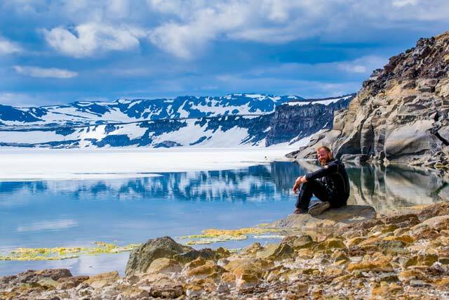 Image of kip at Lake Askja